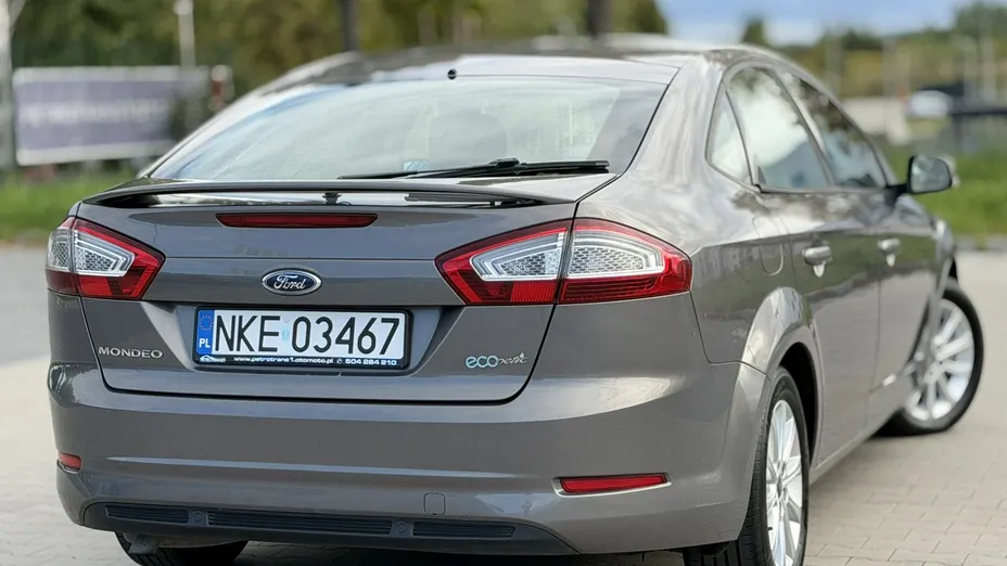 FORD Mondeo -