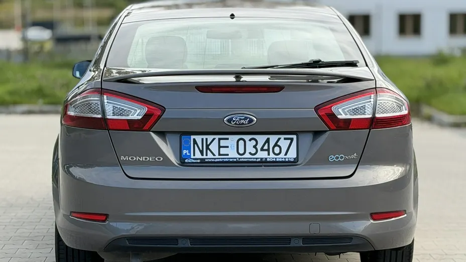 FORD Mondeo -
