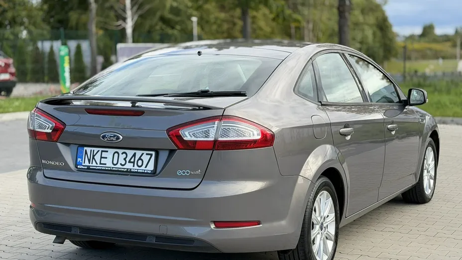 FORD Mondeo -