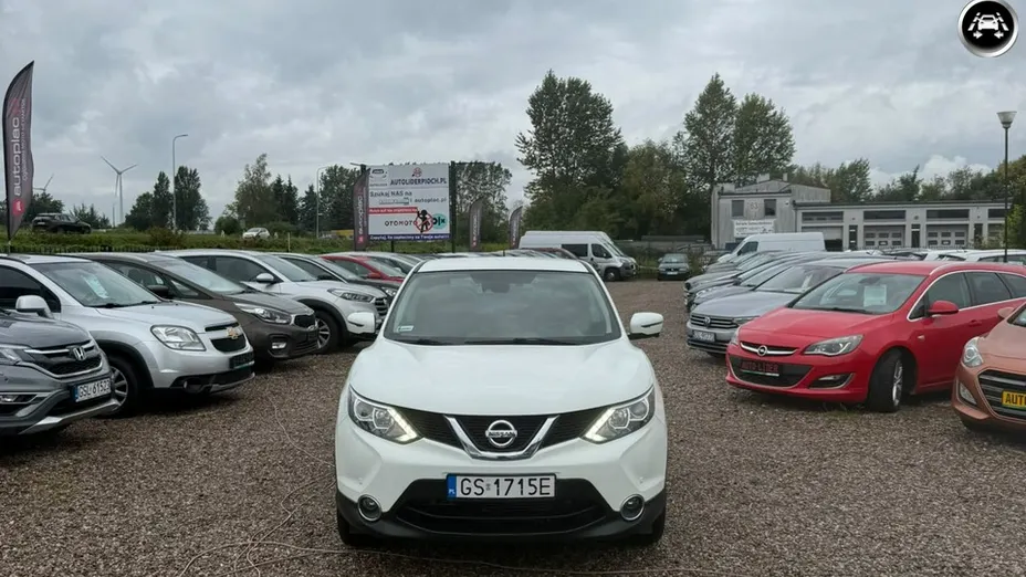 NISSAN Qashqai -