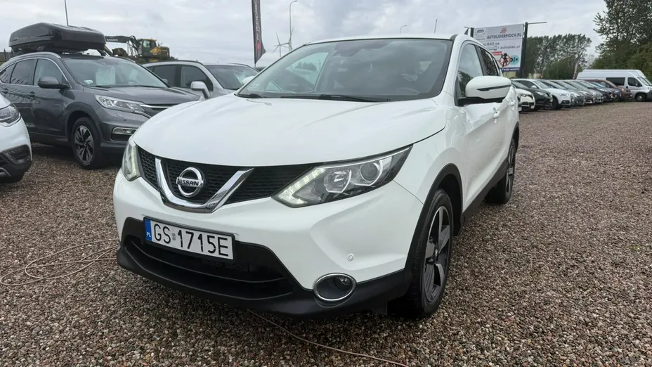 NISSAN Qashqai -