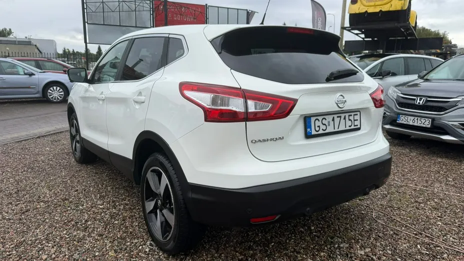 NISSAN Qashqai -