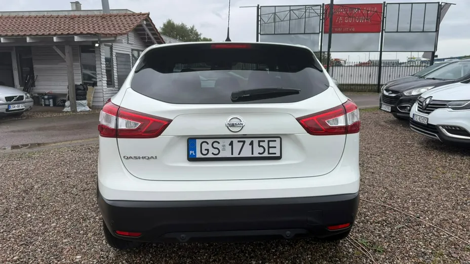 NISSAN Qashqai -