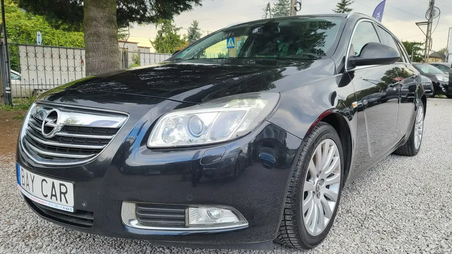 OPEL Insignia -