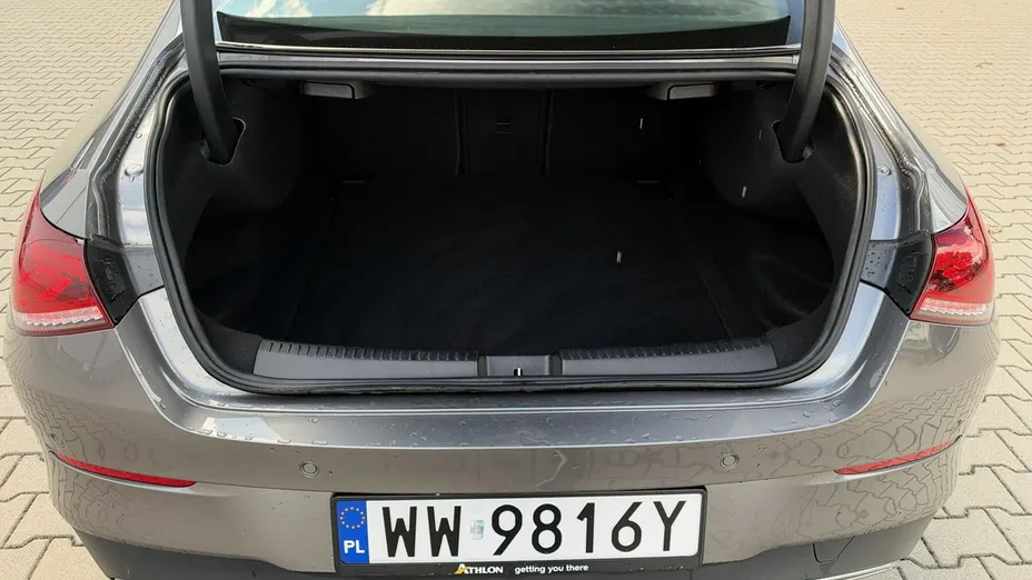 MERCEDES-BENZ CLA -