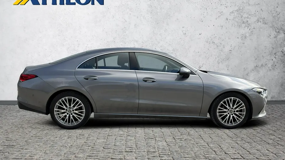 MERCEDES-BENZ CLA -