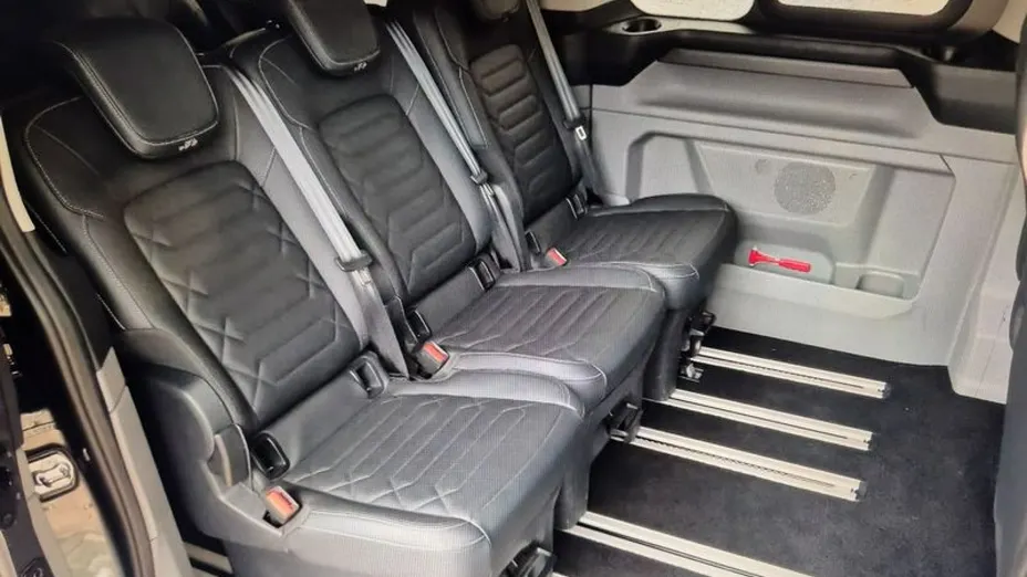 FORD Tourneo Courier -