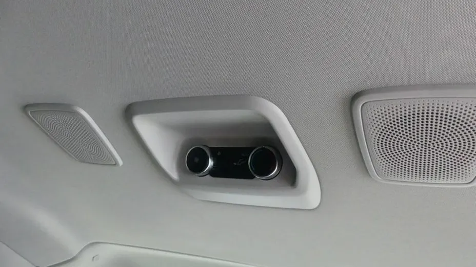 FORD Tourneo Courier -