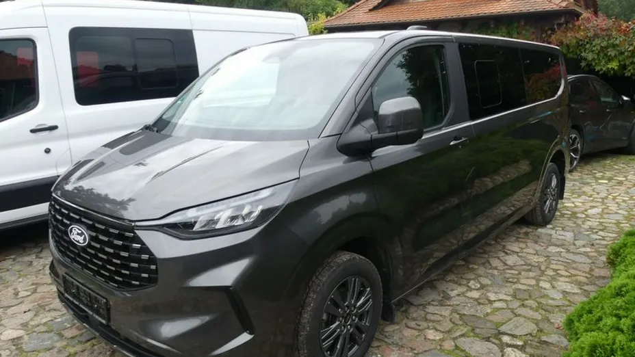 FORD Tourneo Courier -