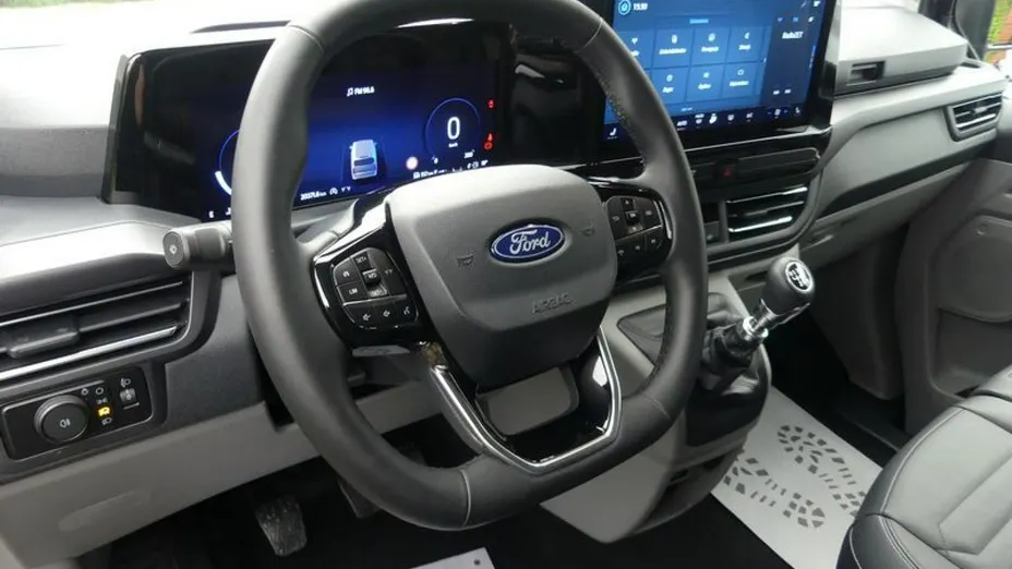 FORD Tourneo Courier -