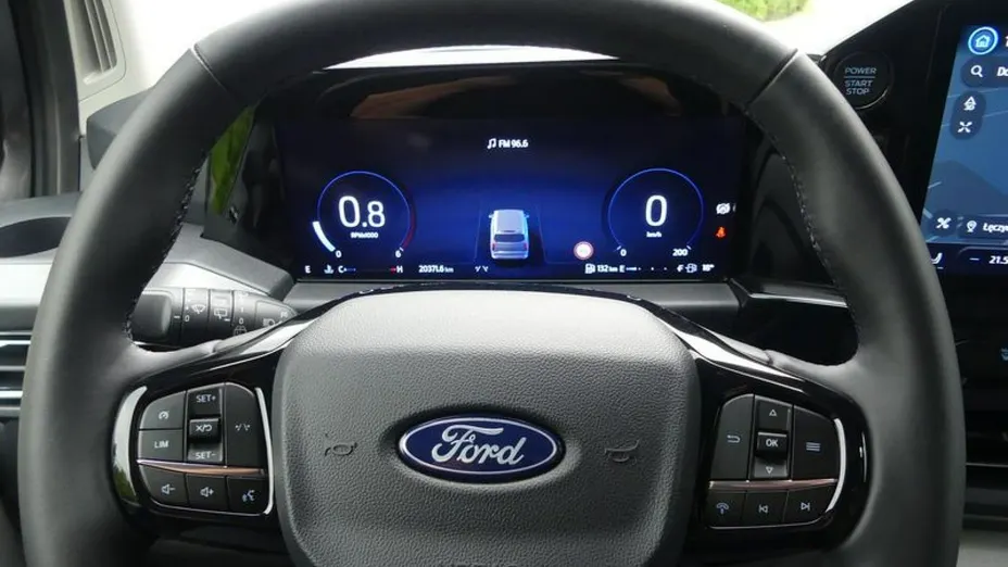 FORD Tourneo Courier -