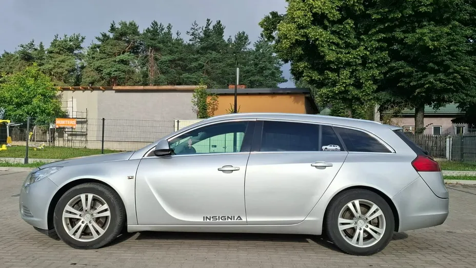 OPEL Insignia -