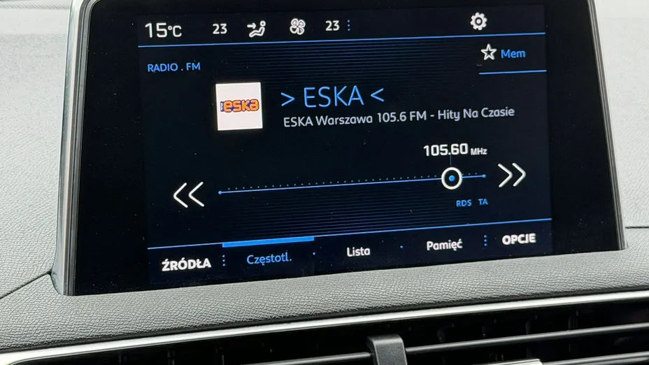PEUGEOT 3008 -
