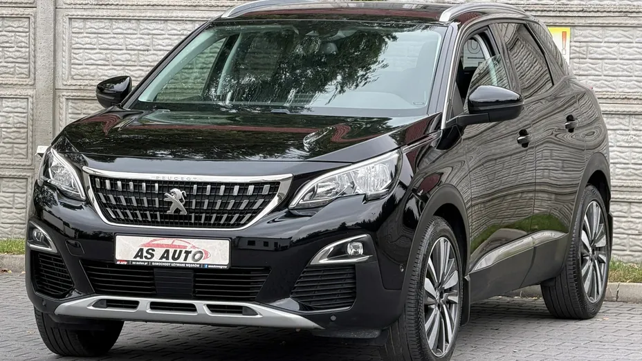 PEUGEOT 3008 -