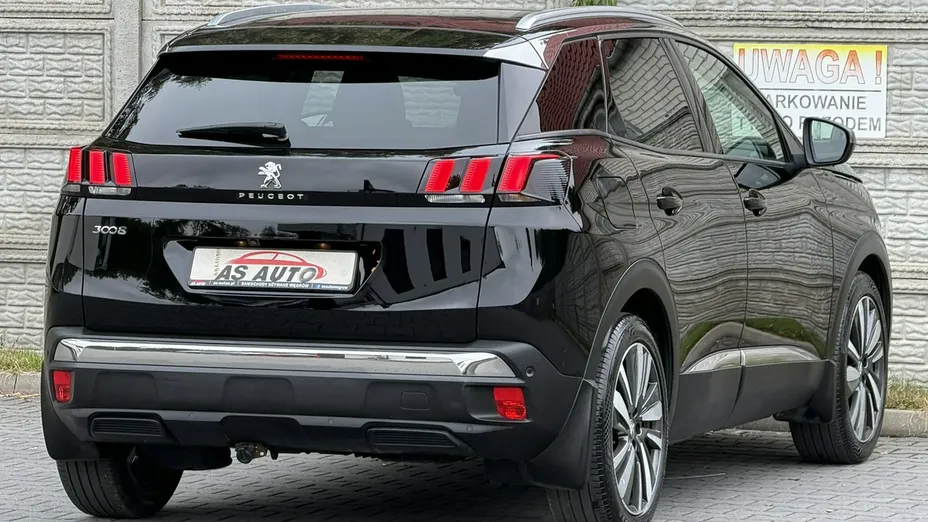 PEUGEOT 3008 -