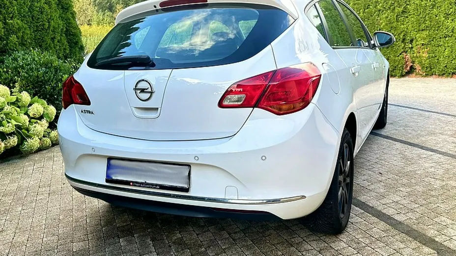 OPEL Astra -