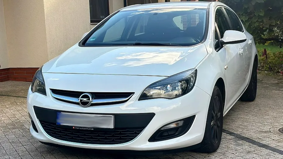 OPEL Astra -