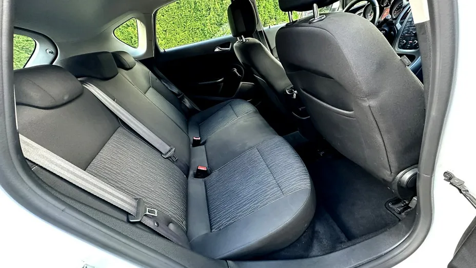 OPEL Astra -