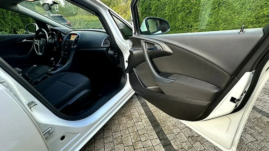 OPEL Astra -