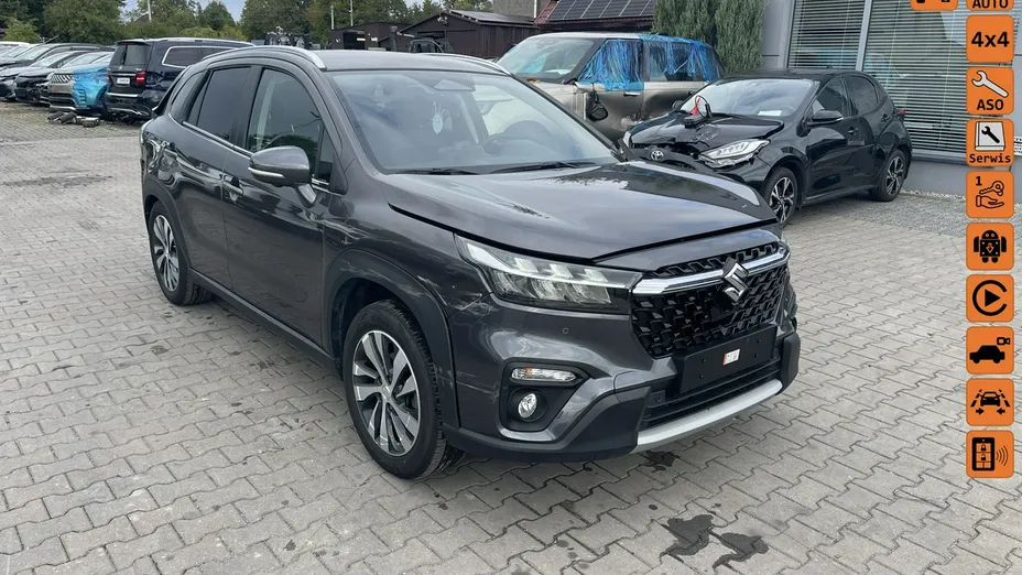 SUZUKI S-Cross -