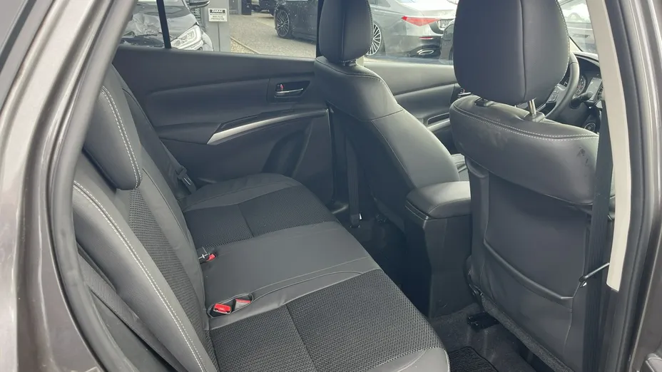 SUZUKI S-Cross -