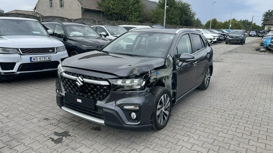 SUZUKI S-Cross -