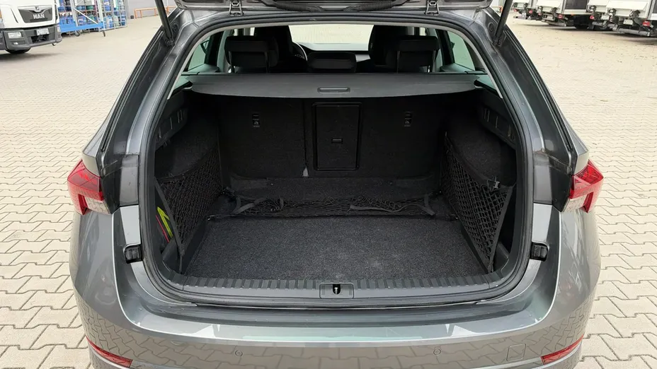 SKODA Octavia -
