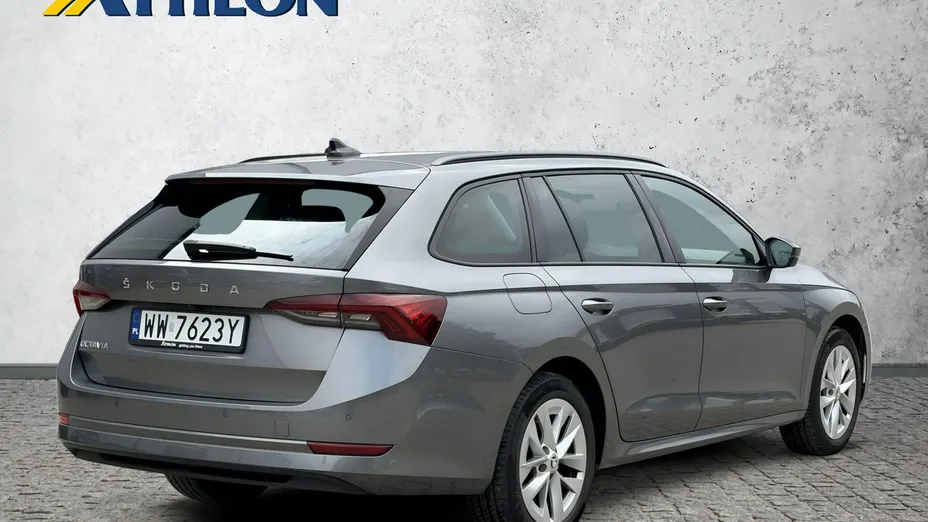 SKODA Octavia -