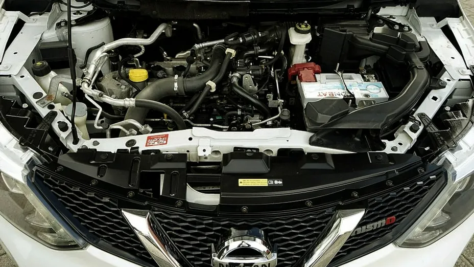 NISSAN Qashqai -