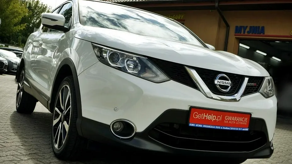 NISSAN Qashqai -