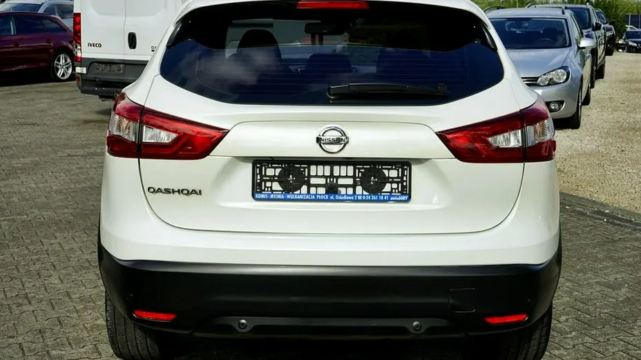 NISSAN Qashqai -