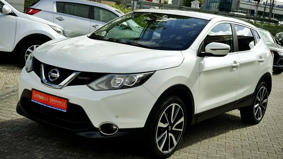 NISSAN Qashqai -