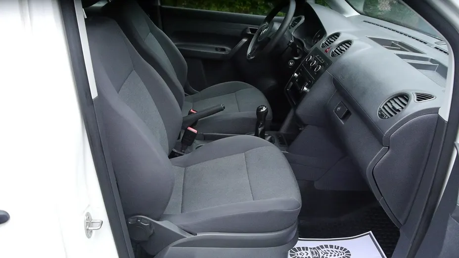 VOLKSWAGEN Caddy -