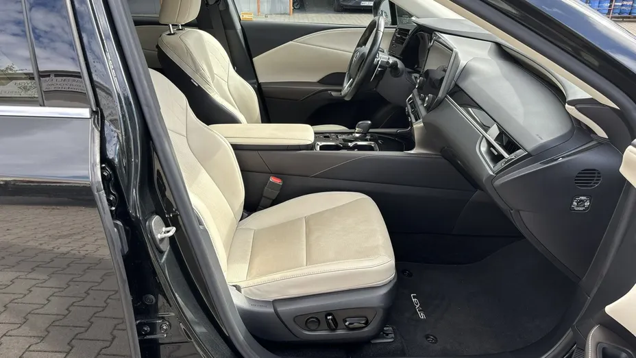 LEXUS RX -