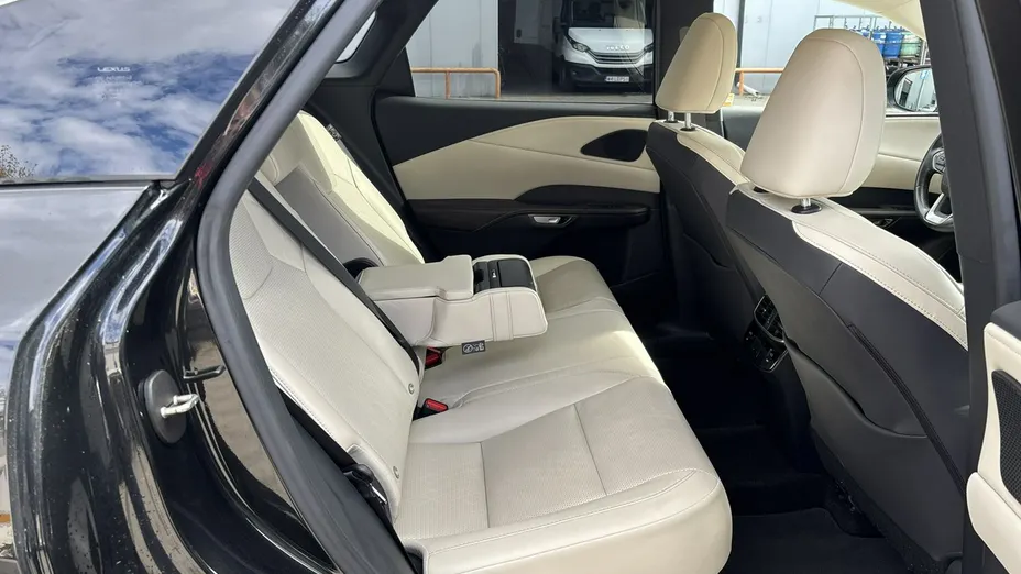 LEXUS RX -