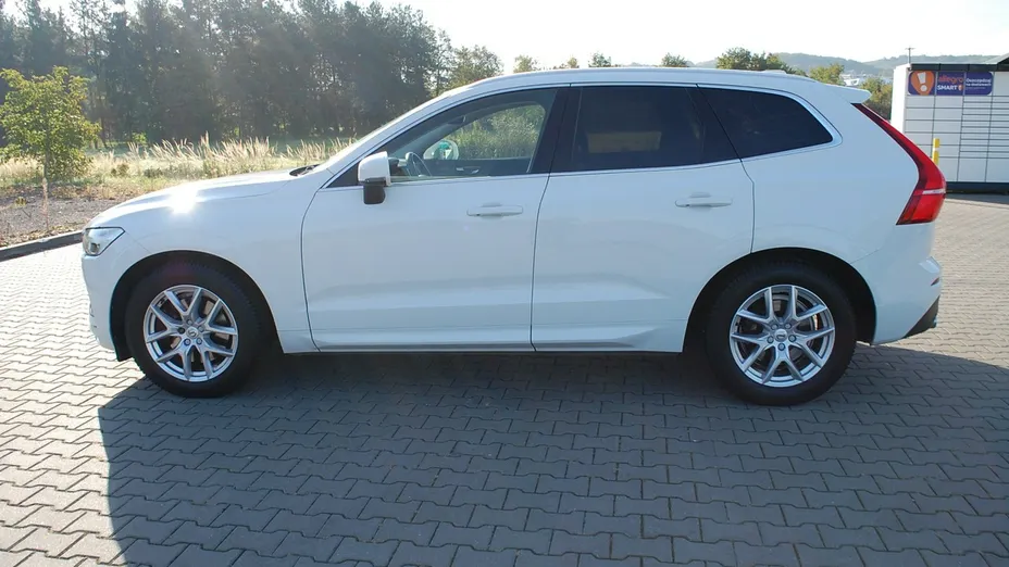 VOLVO XC60 -