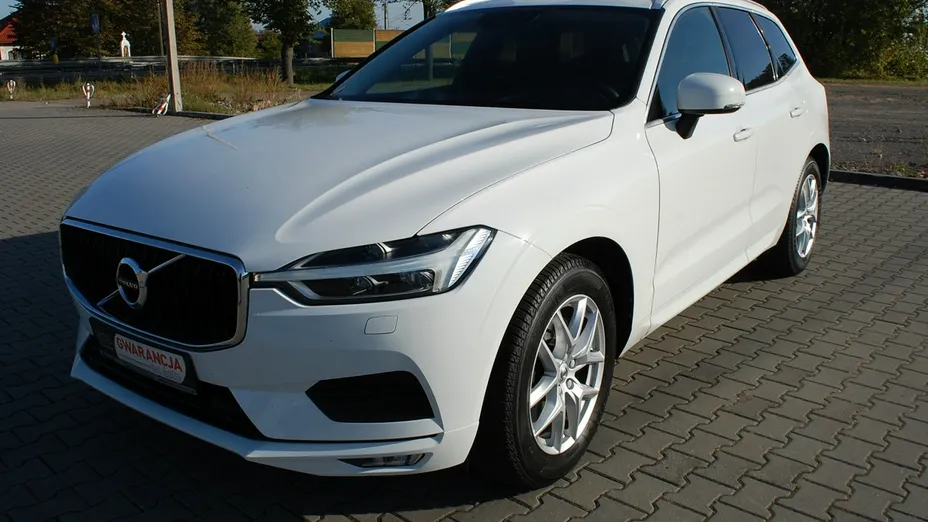 VOLVO XC60 -