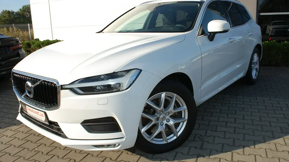 VOLVO XC60 -