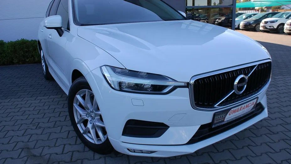 VOLVO XC60 -