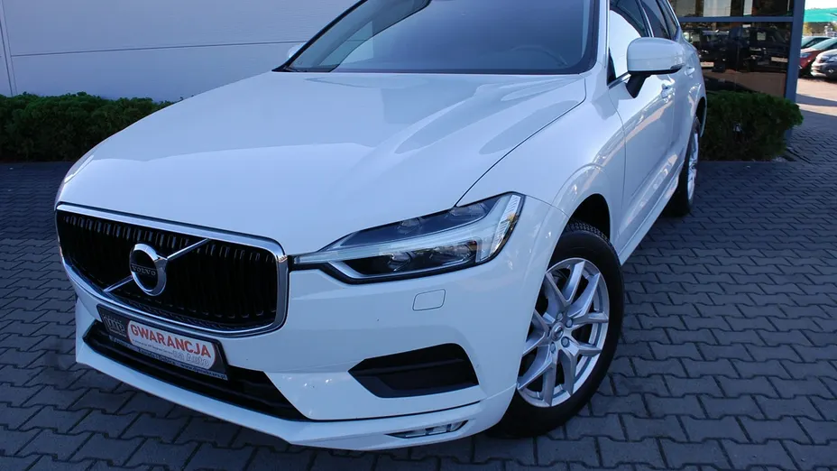 VOLVO XC60 -