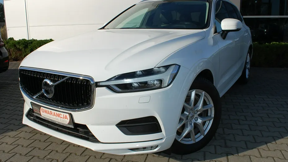 VOLVO XC60 -