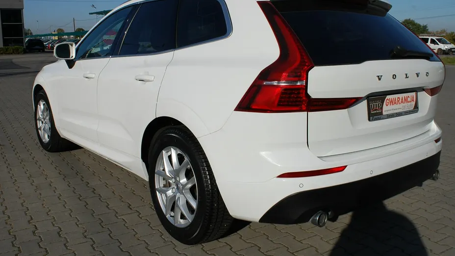 VOLVO XC60 -