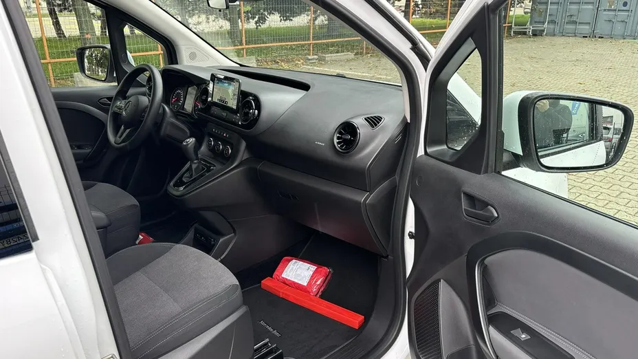 MERCEDES-BENZ T klasa -