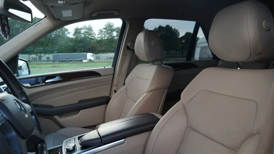 MERCEDES-BENZ ML -