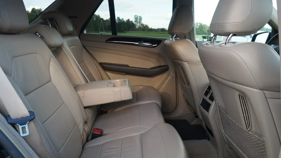 MERCEDES-BENZ ML -