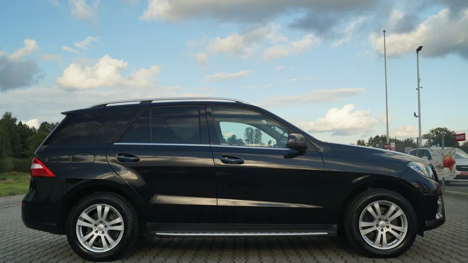 MERCEDES-BENZ ML -
