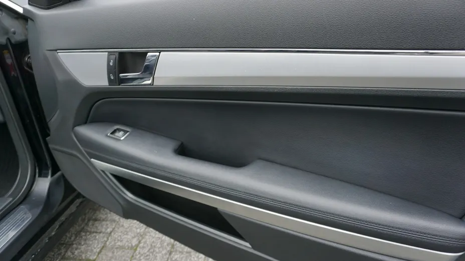 MERCEDES-BENZ E Klasa -