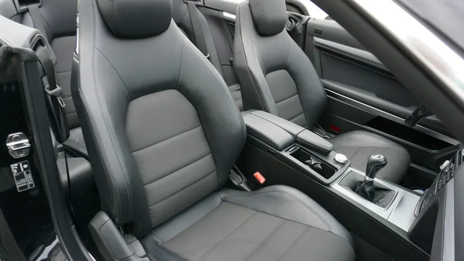 MERCEDES-BENZ E Klasa -