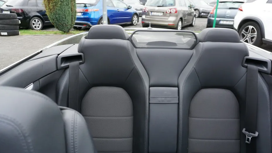 MERCEDES-BENZ E Klasa -