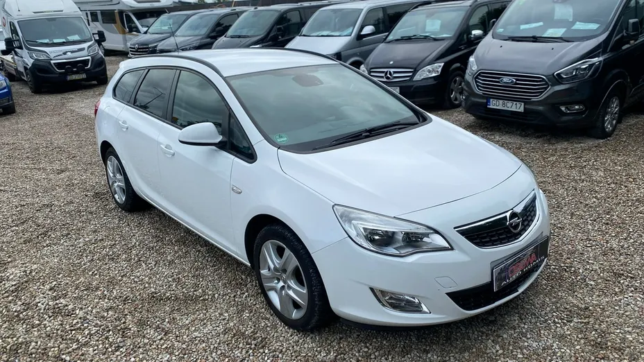 OPEL Astra -
